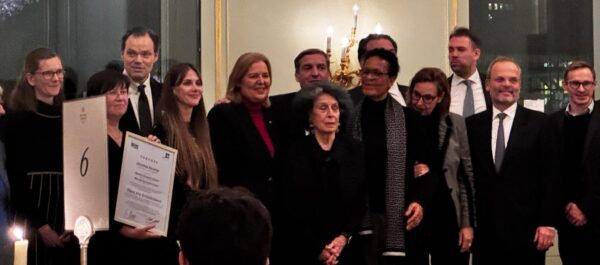 Kopie2411_Preis für Zivilcourage Herntier_Lea Rosh